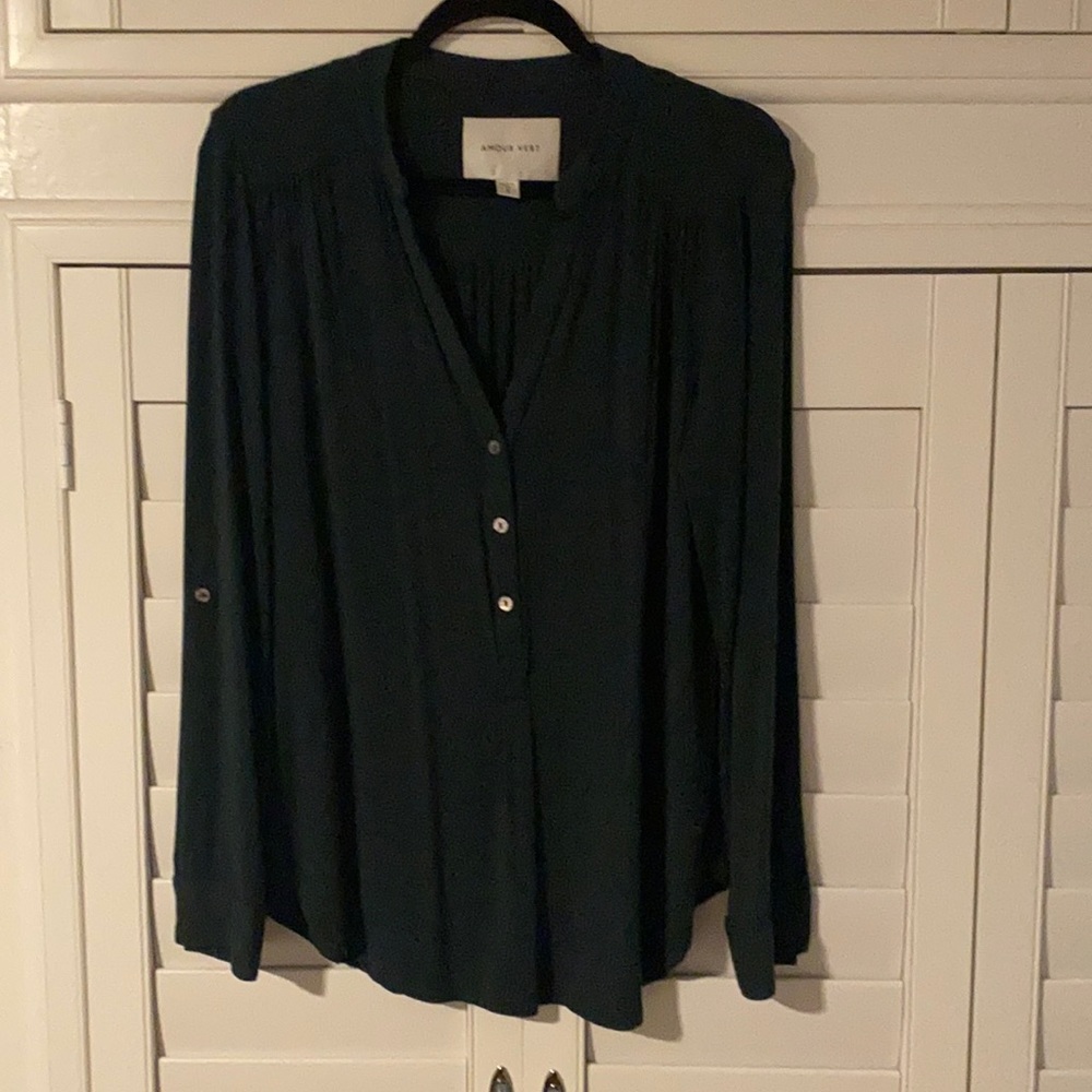 Dark Green Amor Vert top.